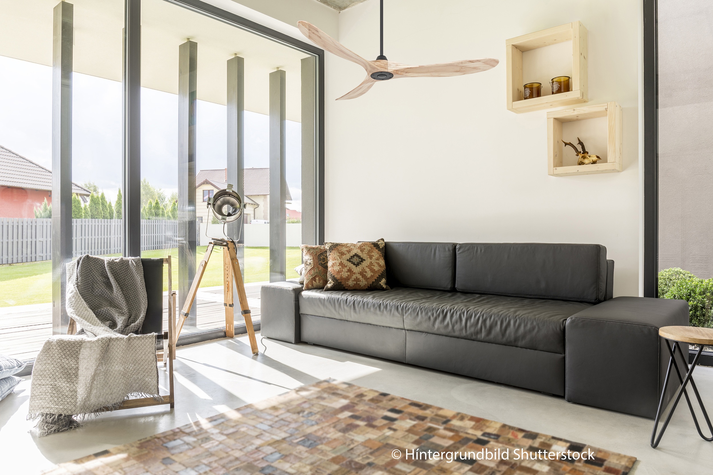 CasaFan Deckenventilator Eco Genuino 152 MS-NT Schwarz - Holz natur Ambiente